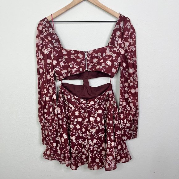 Bardot Women's Logan Maroon Floral Mini Dress Size 4 Long Sleeve Cutout Waist - Picture 4 of 12